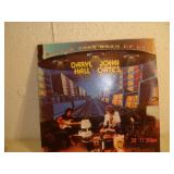 Daryl Hall & John Oats-Bigger Than Both Of Us