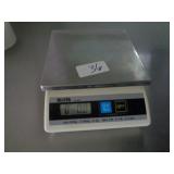 Tanita KD-200 Scale