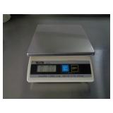 Tanita KD-200 Scale