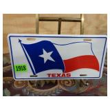 Waving Texas State Flag License Plate