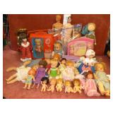 Big Lot of Vintage Doll's