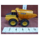 Ertl John Deere Articulated Dump Truck
