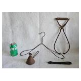 White Frost Metal Ice Tongs Hanger Turn Key Ice
