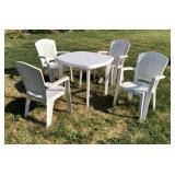 Plastic Table 4 Matching Chairs