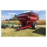 J & M 620 Grain Cart