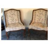 Queen Anne Living Room Chairs 25w 38d 35h One