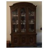 Thomasville China Display Lighted Cabinet (needs