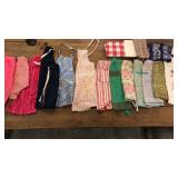 1950ï¿½s Kitsch Kitchen Aprons Feed Sack Menï¿½s