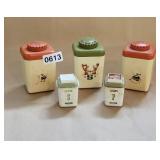 Plastic Salt Pepper Shakers Vintage
