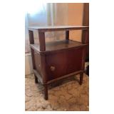 End Table W17 H22 D12