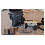 Sony Cybershot DSC-S50 2.1MP Flip Screen Compact