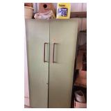 Metal Cabinet & Contents (Grease Gun, Fluids &