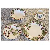 Tienshan Stoneware Dishes Set