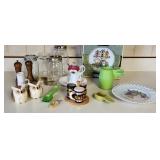 Kitchen Lot Salt Pepper Tupperware Measuring Cups
