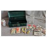 Vintage Penncraft Tackle Box Bobbers Coleman Silk