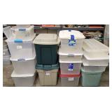 Totes w/ Lids Lot