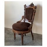 Victorian Chair Burled Walnut Round Brown Velvety