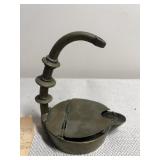 Brass Betty Besser Betyng Lamp