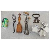 Vintage Kitchen Utensil Lot