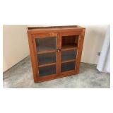 Three Shelf Cabinet Top (One Glass Panel