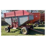 New Holland Gravity Wagon