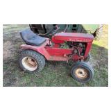 Wheel Horse 857 Lawn Tractor