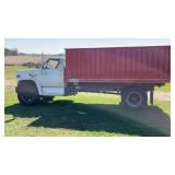 GMC 7000 Grain Truck w/ Hoist