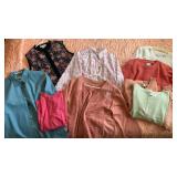 Orvis Womenï¿½s Shirt Lot XL