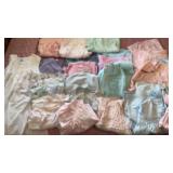 Womenï¿½s Nightgown Lot Miss Elaine Sear Sucker