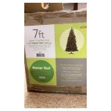 Martha Stewart 7ï¿½ Aspen Mountain Tree w/Never Out