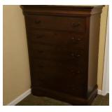 Broyhill Maison Lenoir 5-Drawer