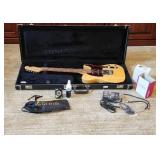 Fender Guitar G & G Case and Accessories Fender