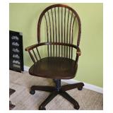 Windsor Style Swivel Office Chair W24 H43 D30