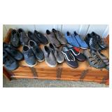 Menï¿½s Shoes Size 9.5