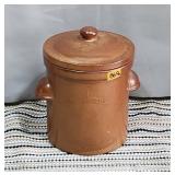The U.S Stoneware Co. Crock T12400 with Lid