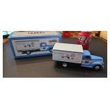1942 Chevrolet Vintage Delco Box Truck Liberty