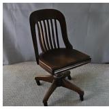 McCann Office Chair MCM Muncie IN swivel 18w 17d