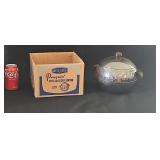 West Bend Penguin Hot Cold Server 2 Qt