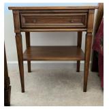 White Fine Furniture End Table 22W 16D 25H