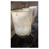 Hog Diner Round Poly Feeders (4) Base Dia 36