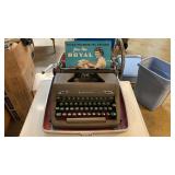 Royal Quiet De Luxe Typwriter w/ Case & Manual
