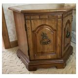 Drum End Table W21 H20 D24*Some wear on top