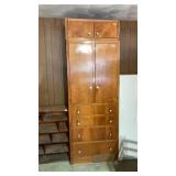 Upright Cabinet & Small Upper Cabinet W33 H81