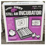 Little Giant 9200 Incubator Open Appears to Have