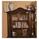 Curio Cabinet Angel Figurines Contents