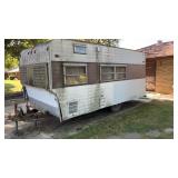 Nomad Camper 20ï¿½ total length NEEDS TLC!  We will