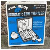 Little Giant 6200 Incubator Open Appears to Have