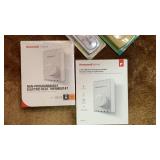 Honeywell Programmable (1) Non-Programmable