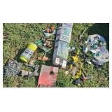 Garden Sprayer Lot