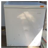 Frigidaire Small Chest Freezer FFFC05M2UW Powers